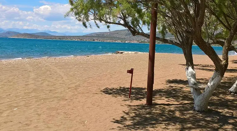 Παραλία Ιρίων