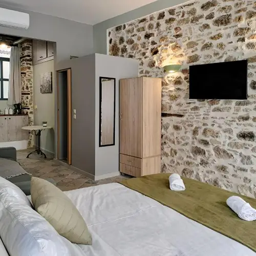 Nafplio Studio Pithari